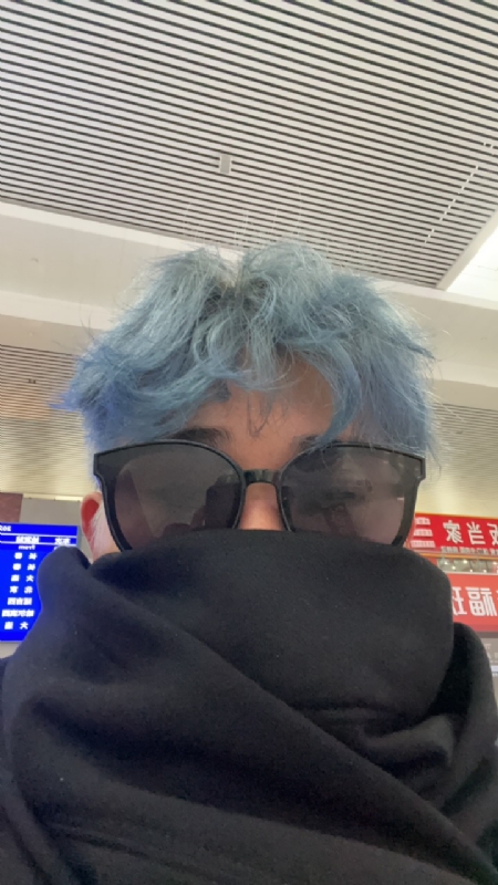 平行线的第一张照片--开封相亲服务中心