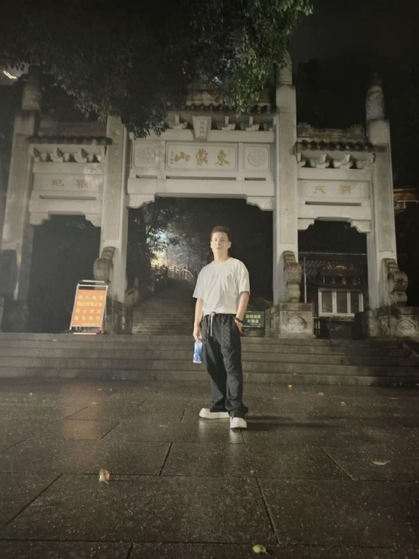 慕晨的第一张照片--开封相亲服务中心