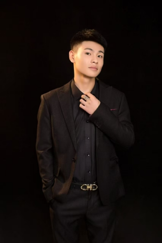 刘小船的第一张照片--开封相亲服务中心