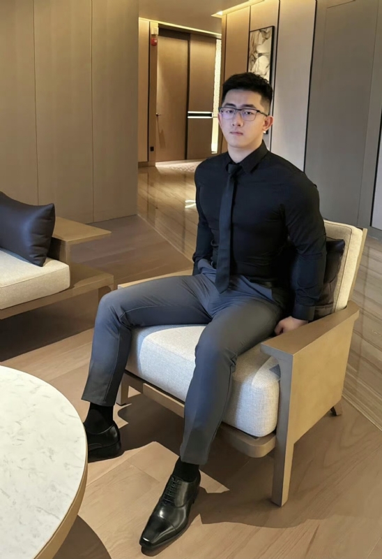 李寒外改英文可家的第一张照片--开封相亲服务中心