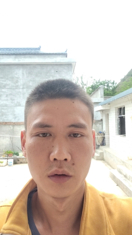 简单点的第一张照片--开封相亲服务中心