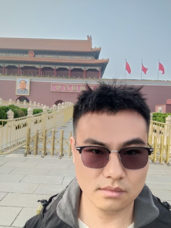 喧嚣的风的第一张照片--开封相亲服务中心