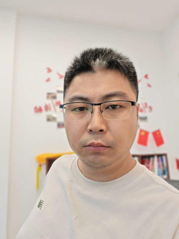 苦海寻舟的第一张照片--开封相亲服务中心