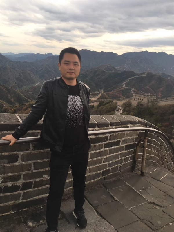 海阔天空的第一张照片--开封相亲服务中心