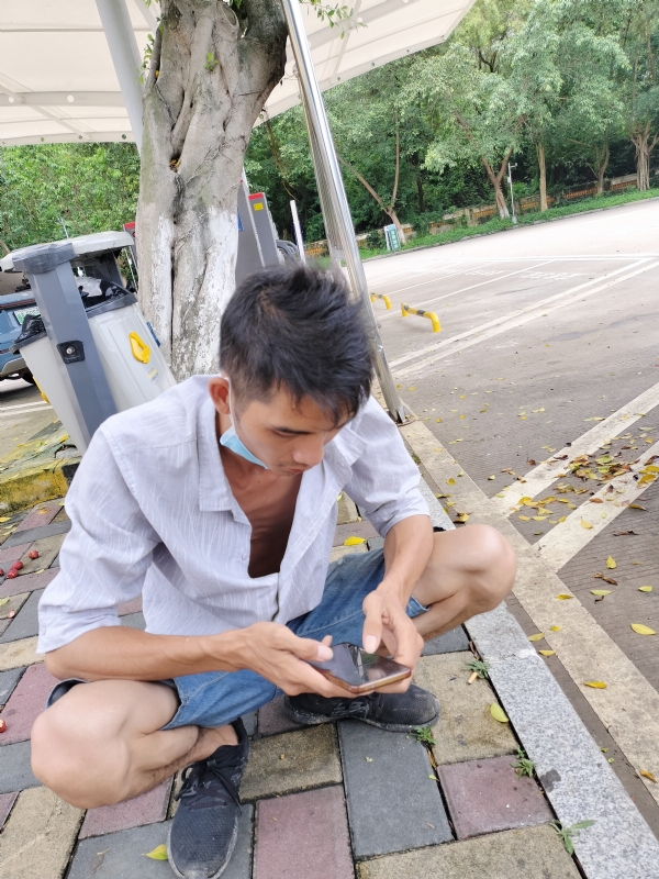 太累了的第一张照片--开封相亲服务中心