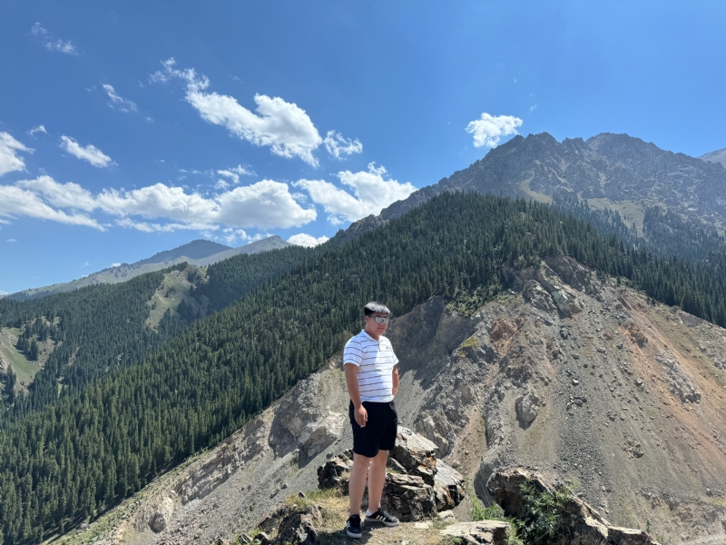 从众的第一张照片--开封相亲服务中心