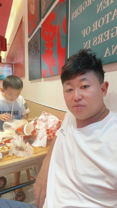 景色宏图的第二张照片--开封相亲服务中心