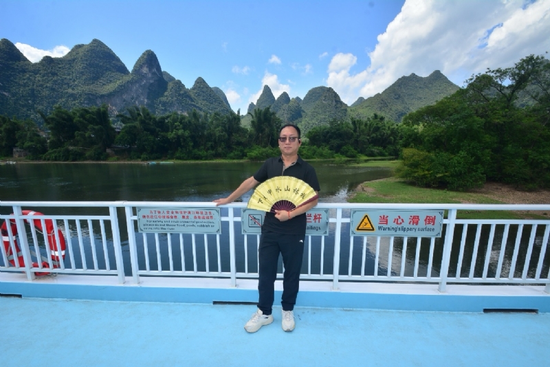 沙漠海的第四张照片--开封相亲服务中心