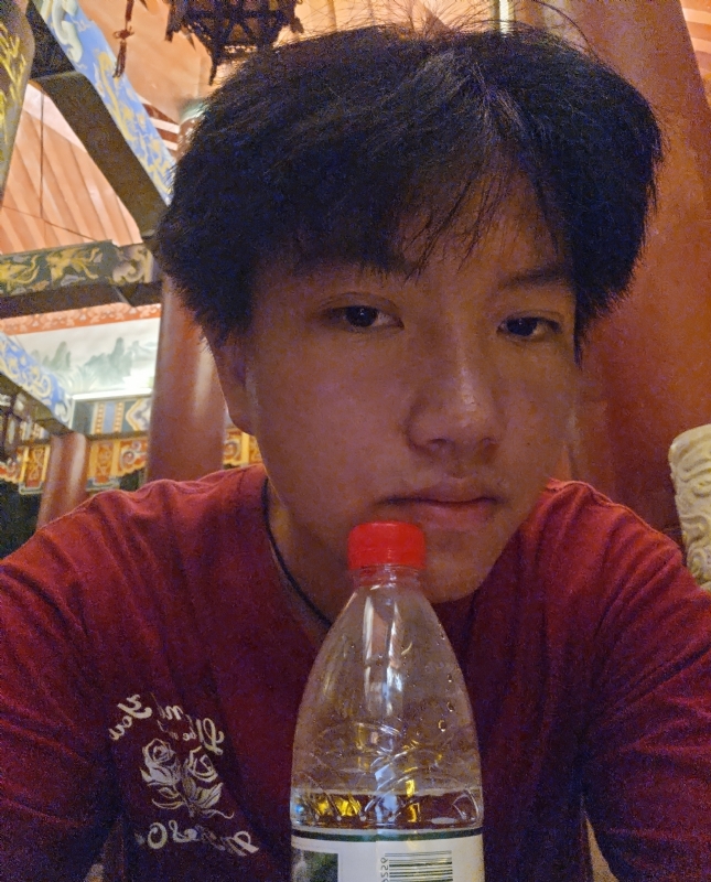 雨豫余的第一张照片--开封相亲服务中心