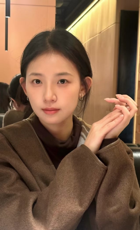 小曼的第一张照片--开封相亲服务中心