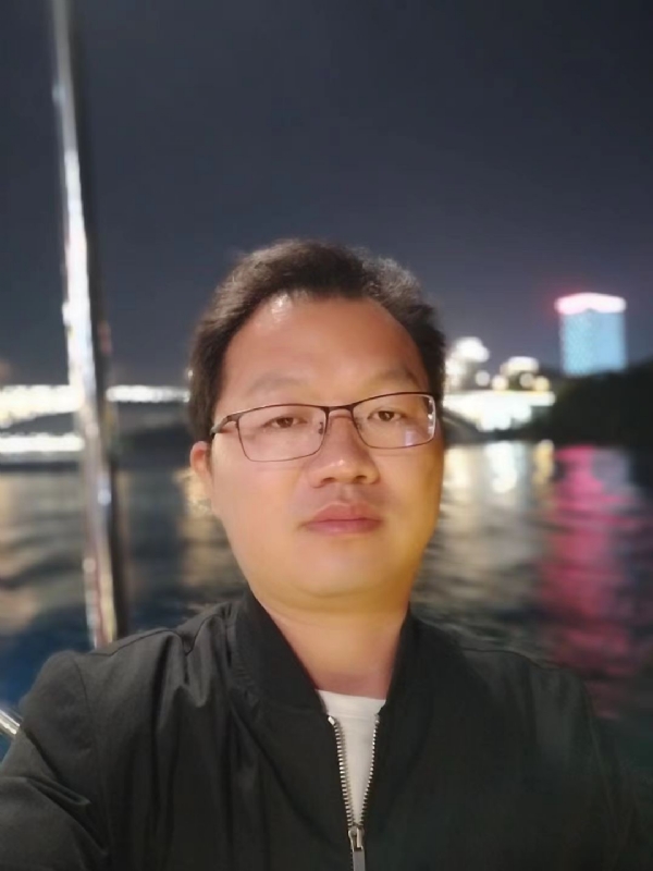 祝你平安的第一张照片--开封相亲服务中心