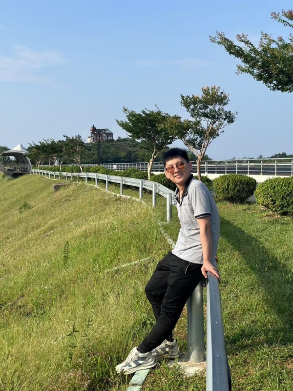 悠人的第一张照片--开封相亲服务中心