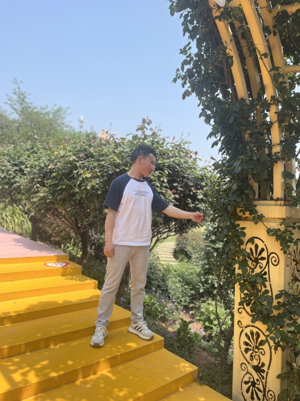 罗湘的第一张照片--开封相亲服务中心