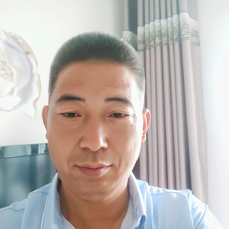 雨中漫步的第一张照片--开封相亲服务中心