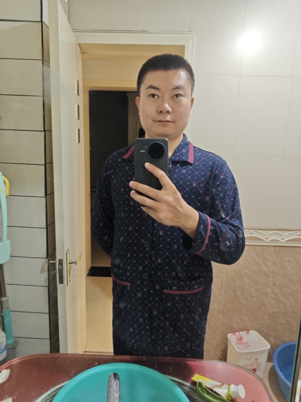 迷迷糊糊的第一张照片--开封相亲服务中心