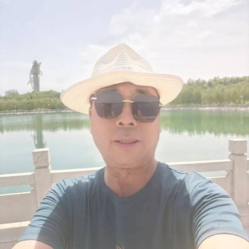 有钱人的第二张照片--开封相亲服务中心