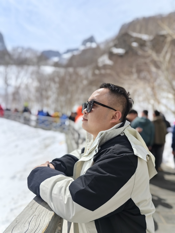 小龙的第一张照片--开封相亲服务中心