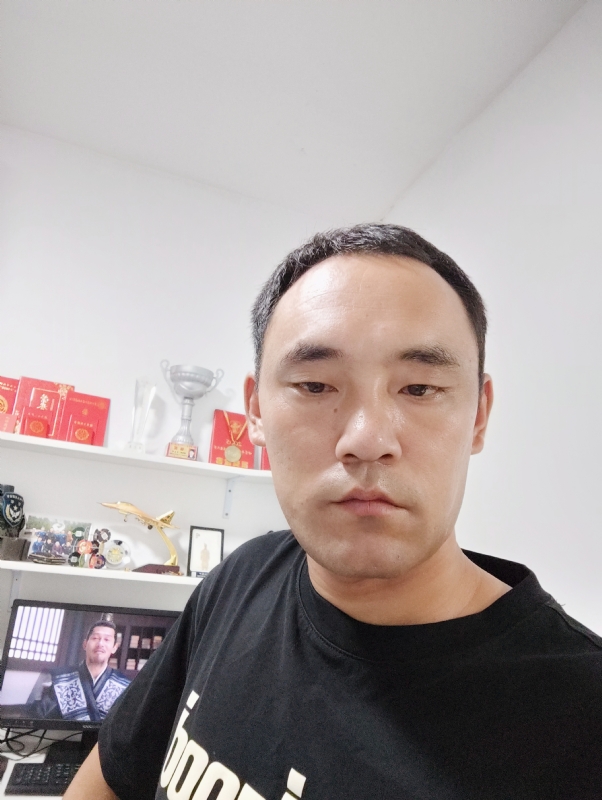 91年的第三张照片--开封相亲服务中心