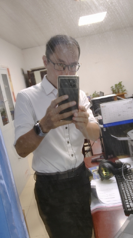 老蔡先生的第一张照片--开封相亲服务中心