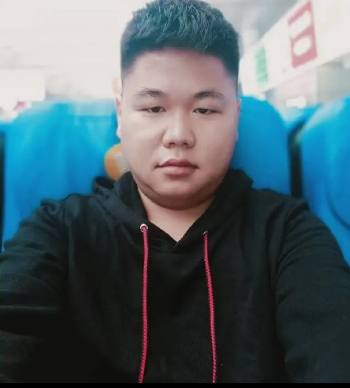 黄斌的第二张照片--开封相亲服务中心