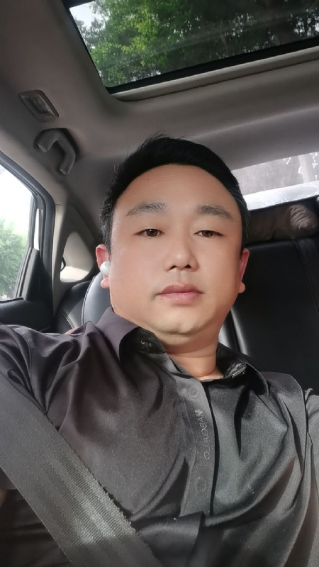 老烽的第一张照片--开封相亲服务中心