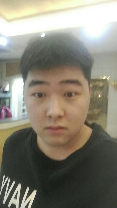 丹尼的第二张照片--开封相亲服务中心