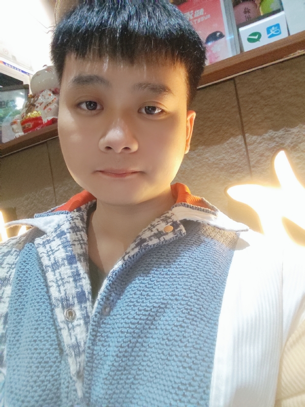 侯侯的第一张照片--开封相亲服务中心