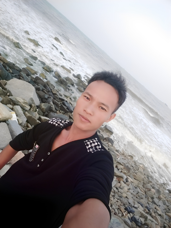 与你同在的第一张照片--开封相亲服务中心