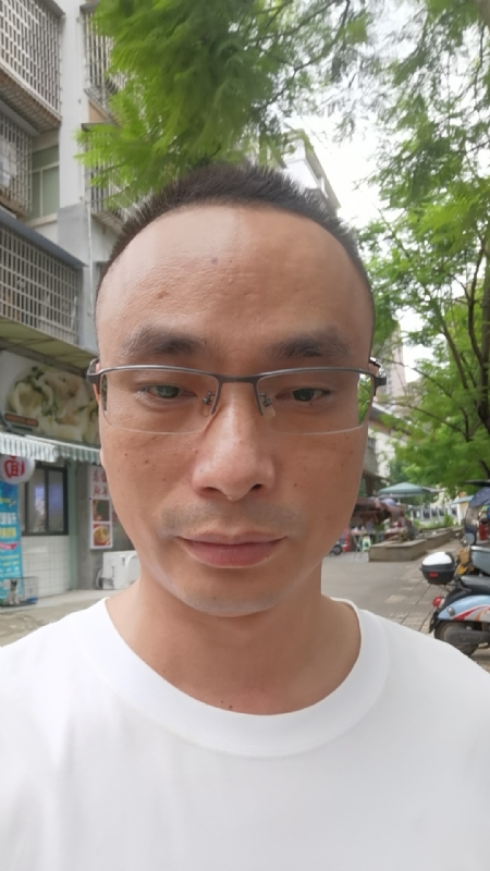 孤狼的第一张照片--开封相亲服务中心