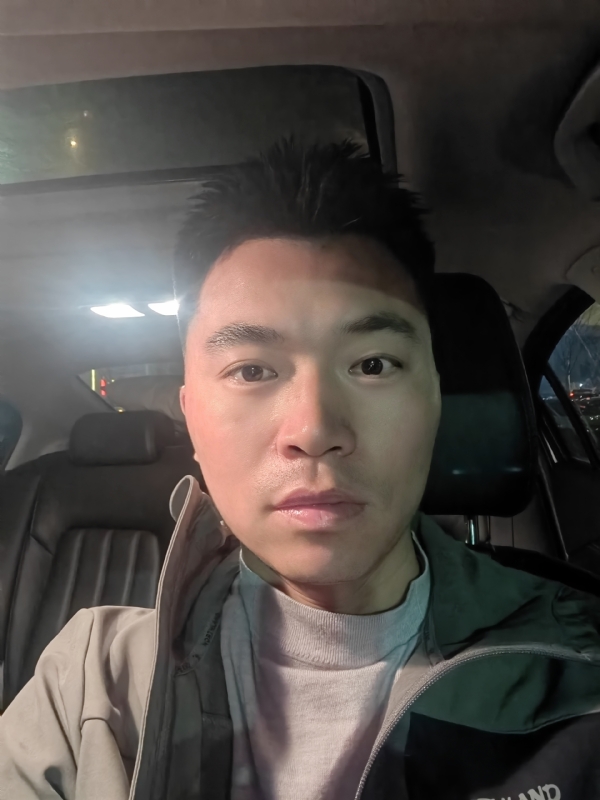 讲不出再见的第二张照片--开封相亲服务中心