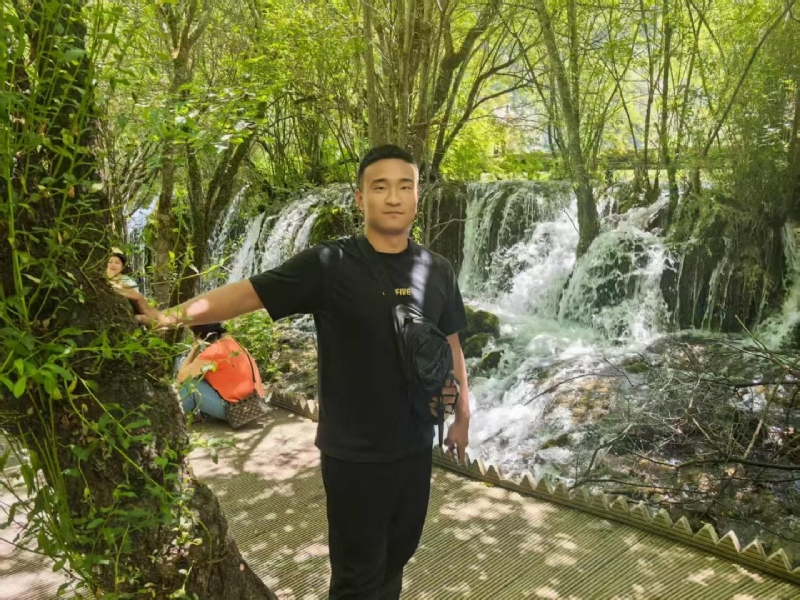 不管多累的第一张照片--开封相亲服务中心