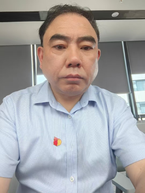 邹先生的第三张照片--开封相亲服务中心