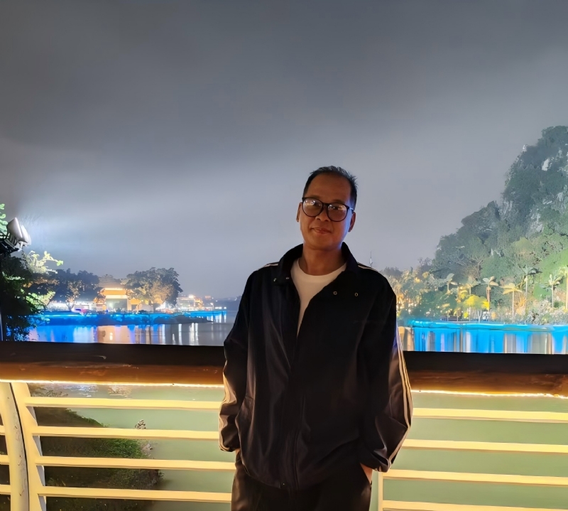 高山流云的第一张照片--开封相亲服务中心