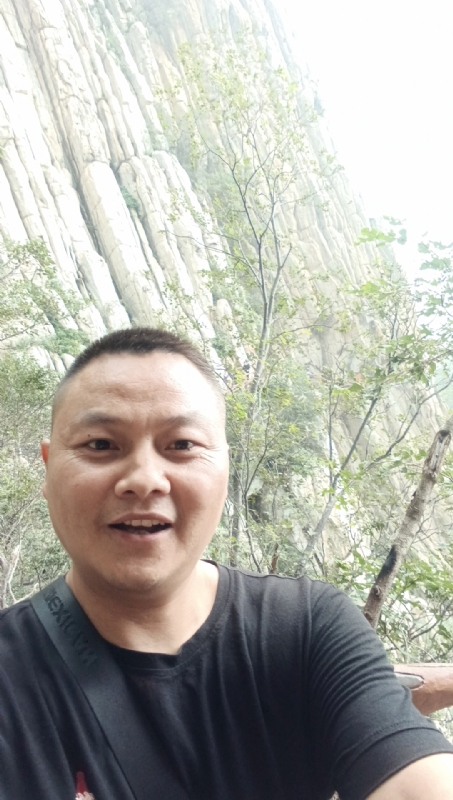 W微信的第二张照片--开封相亲服务中心