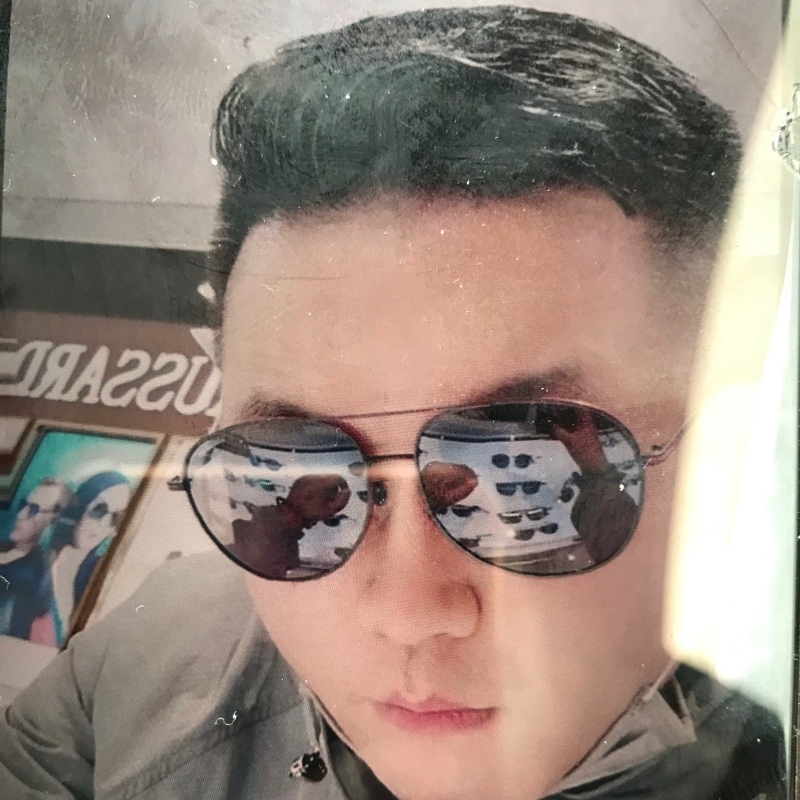 至尊宝的第一张照片--开封相亲服务中心