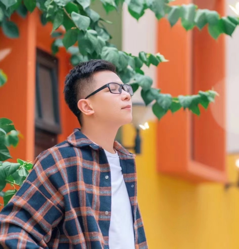 版本之子的第一张照片--开封相亲服务中心