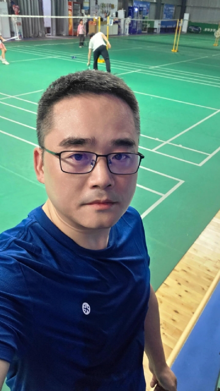 书中隐的第一张照片--开封相亲服务中心