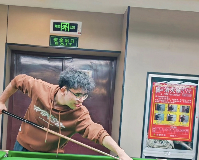 小鬼的第一张照片--开封相亲服务中心