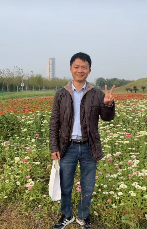 云淡风轻的第一张照片--开封相亲服务中心