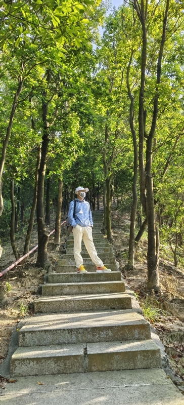 书衣的第三张照片--开封相亲服务中心